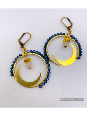 Crescent sparkle earrings