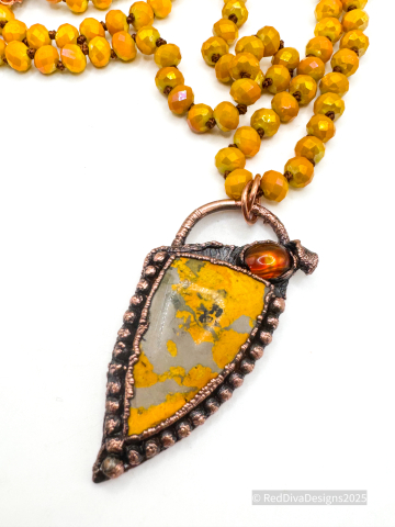 Sweet Crème Necklace Sweet Crème Necklace