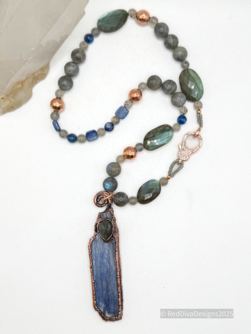 Blue Kyanite & Labradorite necklace