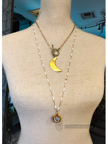 Light of the Moon in Gold