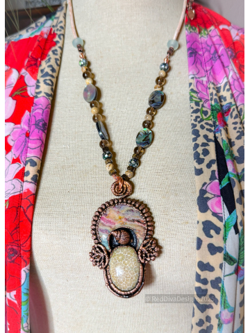Luna sky necklace Luna sky necklace