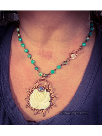 The White Rose Necklace